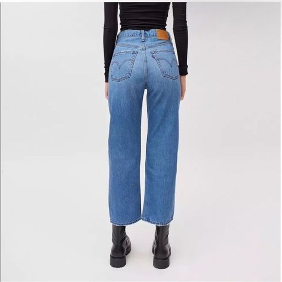 Levi’s Ribcage premium Straight ankle destroyed Knees W26 L27 - Picture 10 of 10